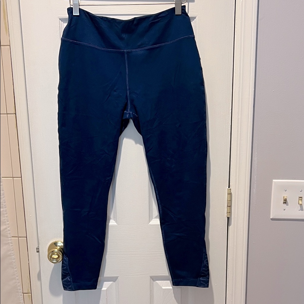 Vineyard Vines Skip Monday Leggings